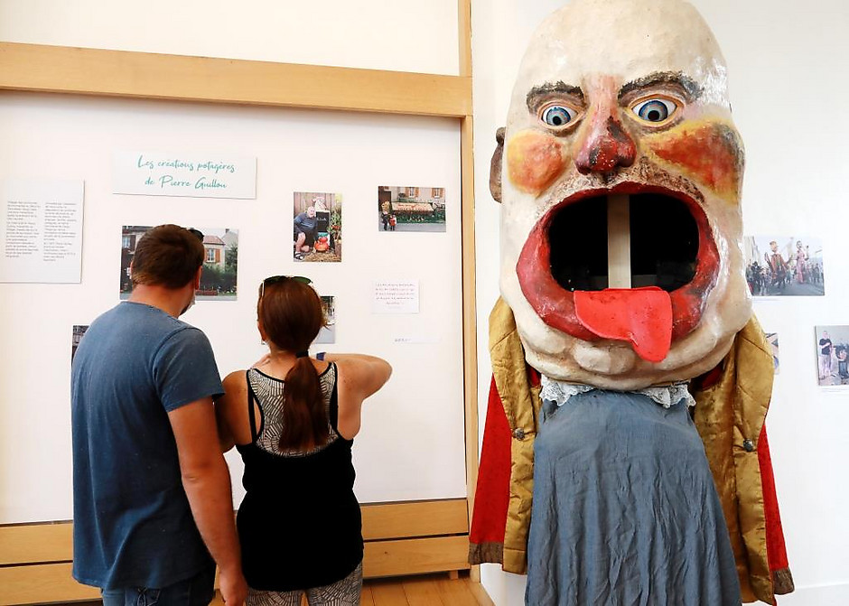 Charivari au Village, Le sens de la fête, 11 septembre
 - voir en plus grand : (fenêtre modale)
