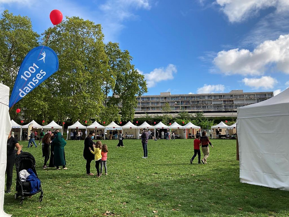 Journée des association au parc François Mitterrand, septembre - voir en plus grand : (fenêtre modale)