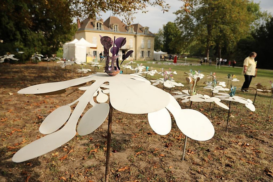 Journées européennes du patrimoine, spectacles et expositions dans le parc de la maison Anne et Gérard Philipe - voir en plus grand : (fenêtre modale)