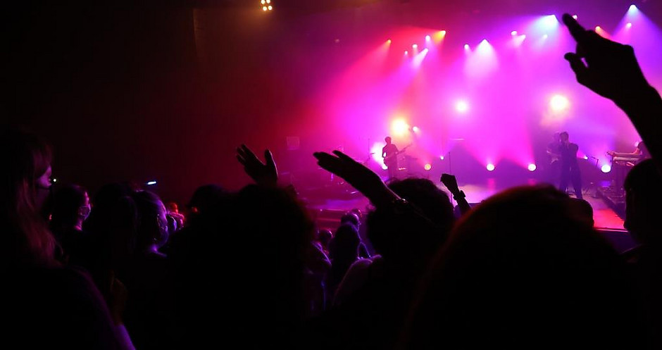 Concert de Kimberose avec Mary May en première partie dans la grande salle du Douze, 16 février - voir en plus grand : (fenêtre modale)