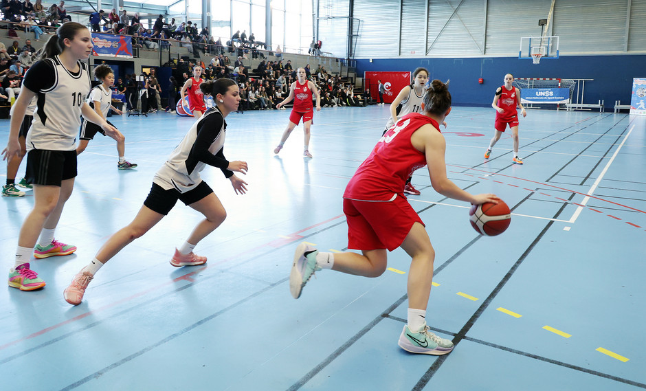 La finale du Championnat de France UNSS  - voir en plus grand : (fenêtre modale)