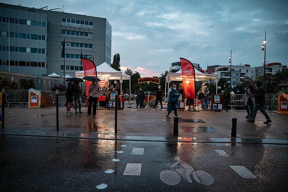 Cergy Soit ! Rendez-vous #2 sur la place Olympe-de-Gouges, 4 septembre - voir en plus grand : (fenêtre modale)