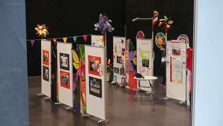 Exposition «Instants partagés : du confinement aux animations d'été», le 23 septembre 2020 à Visages du Monde - voir en plus grand : (fenêtre modale)