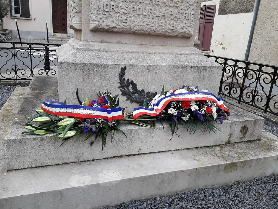 Commémoration de la fin de la guerre d'Algérie au Village, 5 décembre 2020 - voir en plus grand : (fenêtre modale)