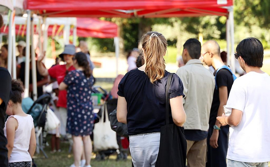 Terrasse d'été, le 12 juillet au square de la Vénus des Loups - voir en plus grand : (fenêtre modale)