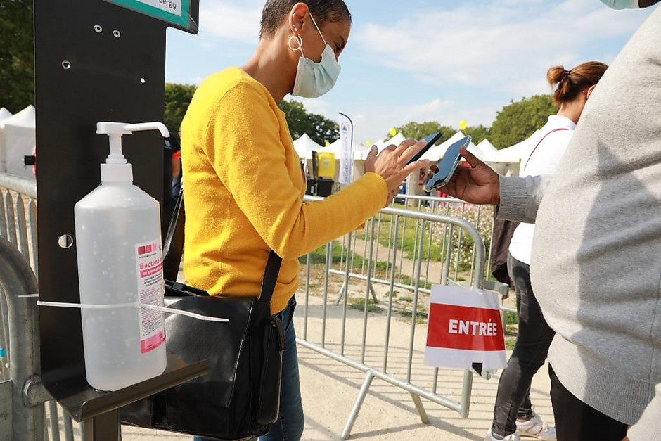Journée des associations dans le parc François Mitterrand (Grand Centre), 4 septembre - voir en plus grand : (fenêtre modale)