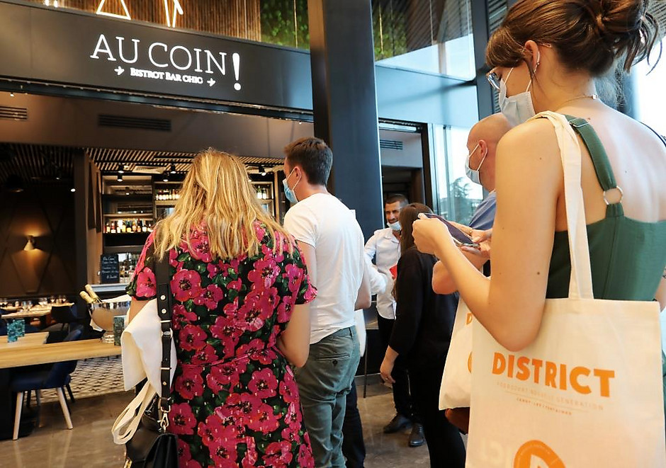 Inauguration de District aux 3 Fontaines, 9 septembre - voir en plus grand : (fenêtre modale)