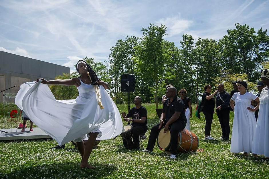 Commémoration de l'abolition de l'esclavage, le 10 mai à Cergy - voir en plus grand : (fenêtre modale)