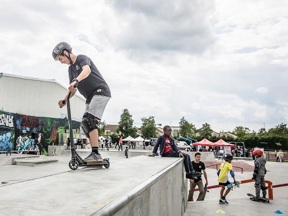 Journée street au complexe sports urbains de l'Axe Majeur. - voir en plus grand : (fenêtre modale)