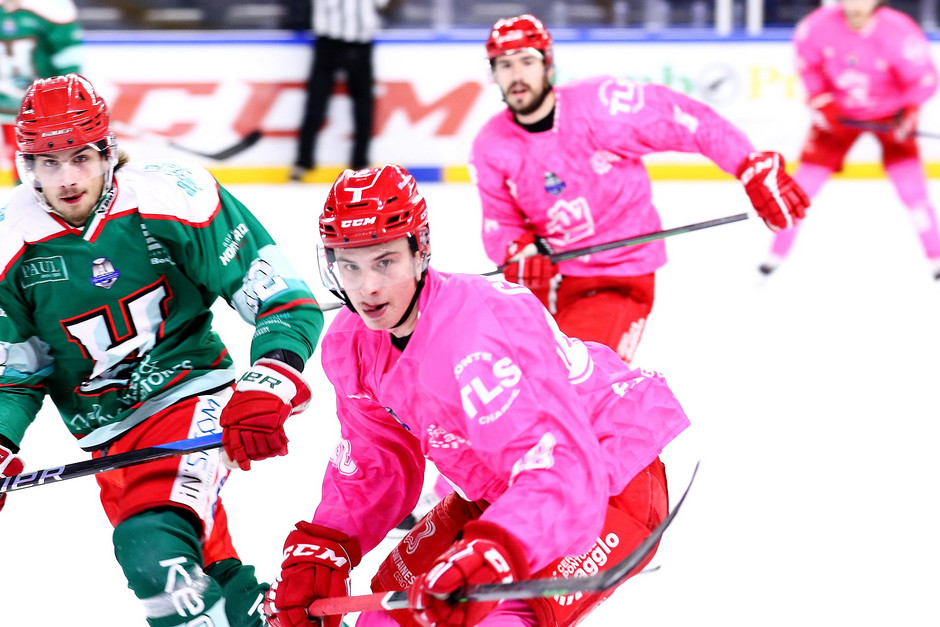 Octobre rose avec les sportifs Cergyssois et Cergypontains - voir en plus grand : (fenêtre modale)