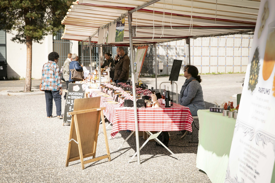 Marché d'automne - voir en plus grand : (fenêtre modale)