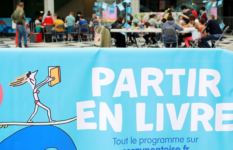 Partir en livre, des spectacles et ateliers sur la place des Arts, le 7 juillet - voir en plus grand : (fenêtre modale)