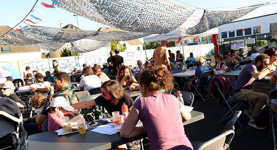 Le cabaret des affamés, le 15 juillet par la Compagnie Art & Prémices - voir en plus grand : (fenêtre modale)