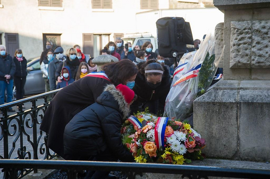 Commémoration de l'Armistice 14-18 le 11 novembre 2021, au Village - voir en plus grand : (fenêtre modale)