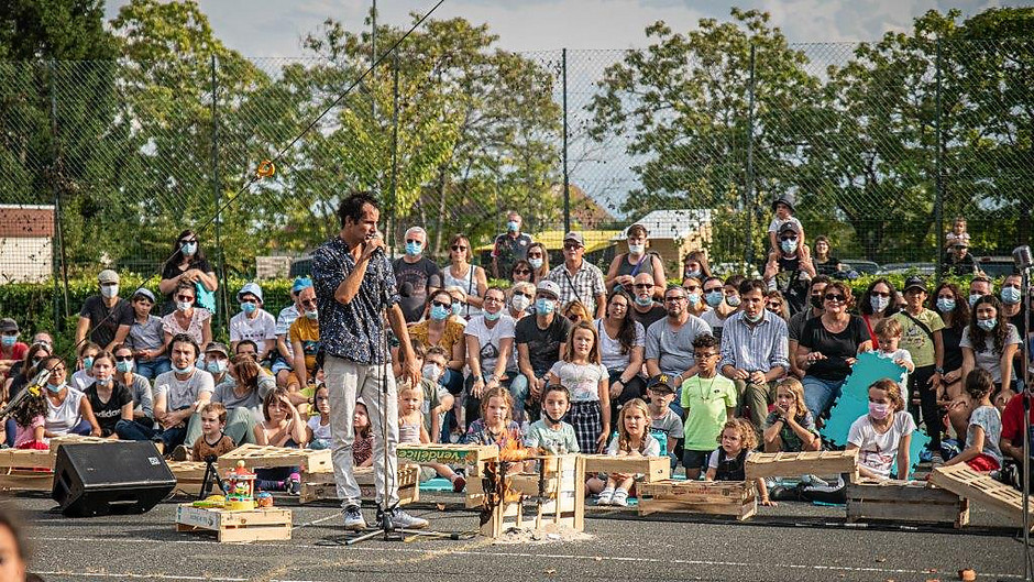 Cergy Soit ! Rendez-vous #4, La meute sur le plateau sportif de la Justice, 18 septembre - voir en plus grand : (fenêtre modale)