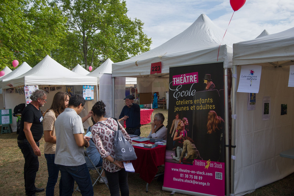 Journée des associations dans le parc François Mitterrand (Grand Centre), 3 septembre - voir en plus grand : (fenêtre modale)