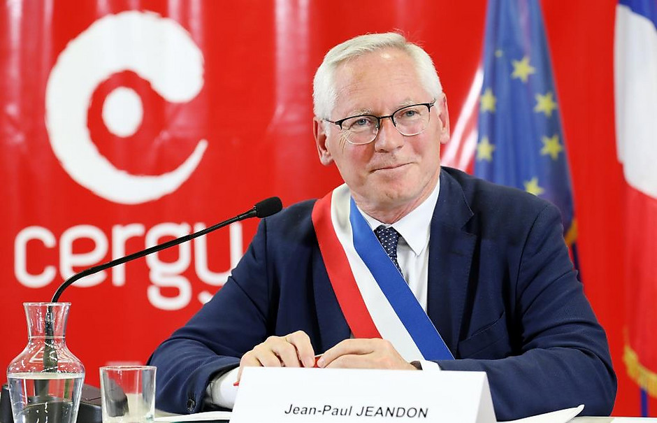 Conseil municipal d'installation au gymnase des Touleuses le 3 juillet 2020 - voir en plus grand : (fenêtre modale)