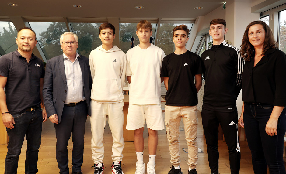 Cérémonie des sportifs de haut niveau à l'hôtel de ville, 16 septembre - voir en plus grand : (fenêtre modale)