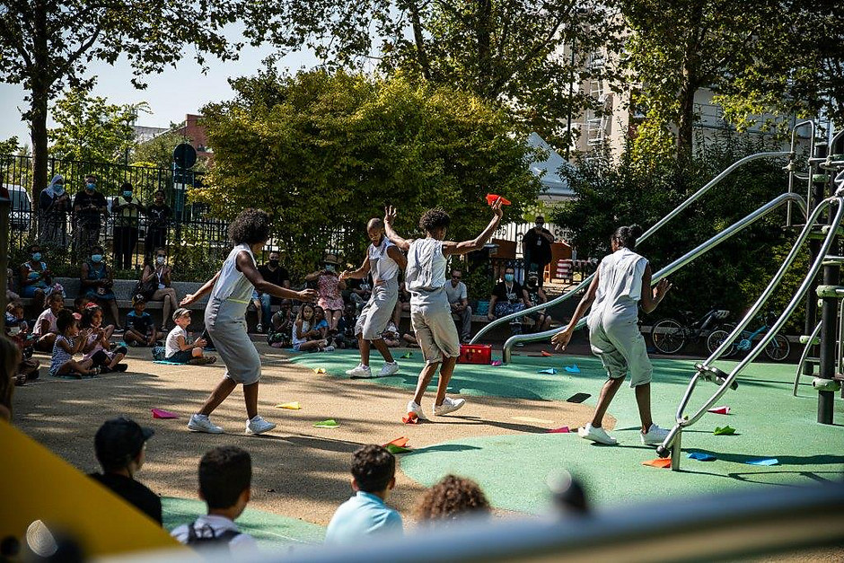 Cergy Soit ! Rendez-vous #3, Compagnie Hedo à Vauréal, 8 septembre - voir en plus grand : (fenêtre modale)
