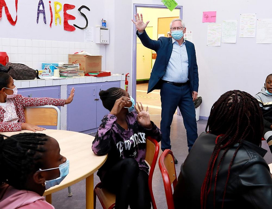 Rentrée scolaire au Bontemps (Hauts-de-Cergy), 2 septembre - voir en plus grand : (fenêtre modale)