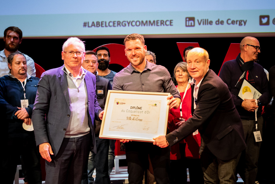 Cérémonie Label Cergy commerce à Visages du Monde, 24 janvier - voir en plus grand : (fenêtre modale)