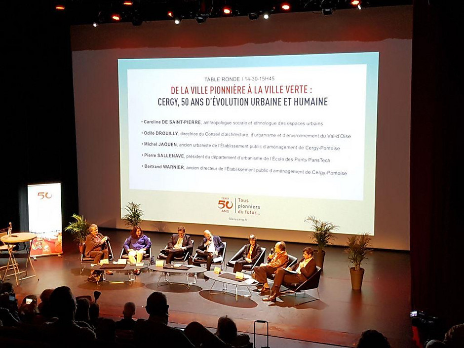 Première table ronde "De la ville nouvelle à la nouvelle ville", lundi 20 mai 2019, Visages du monde - voir en plus grand : (fenêtre modale)