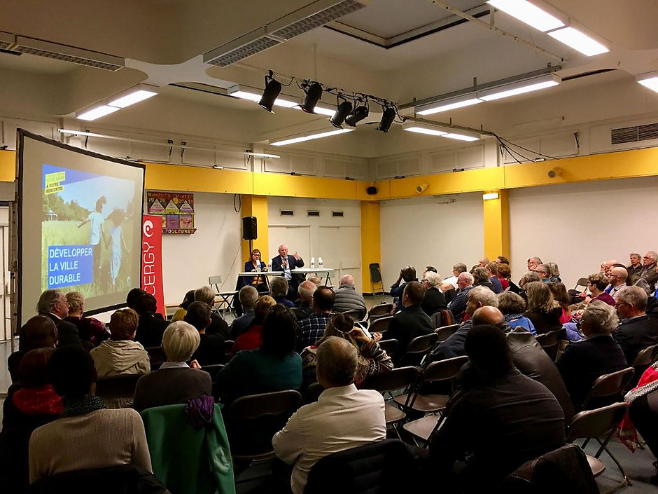 Réunion publique Orée du Bois, lundi 5 novembre 2018 à la maison de quartier des Touleuses - voir en plus grand : (fenêtre modale)