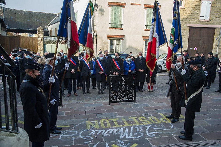 Commémoration de l'Armistice 14-18 le 11 novembre 2021, au Village - voir en plus grand : (fenêtre modale)