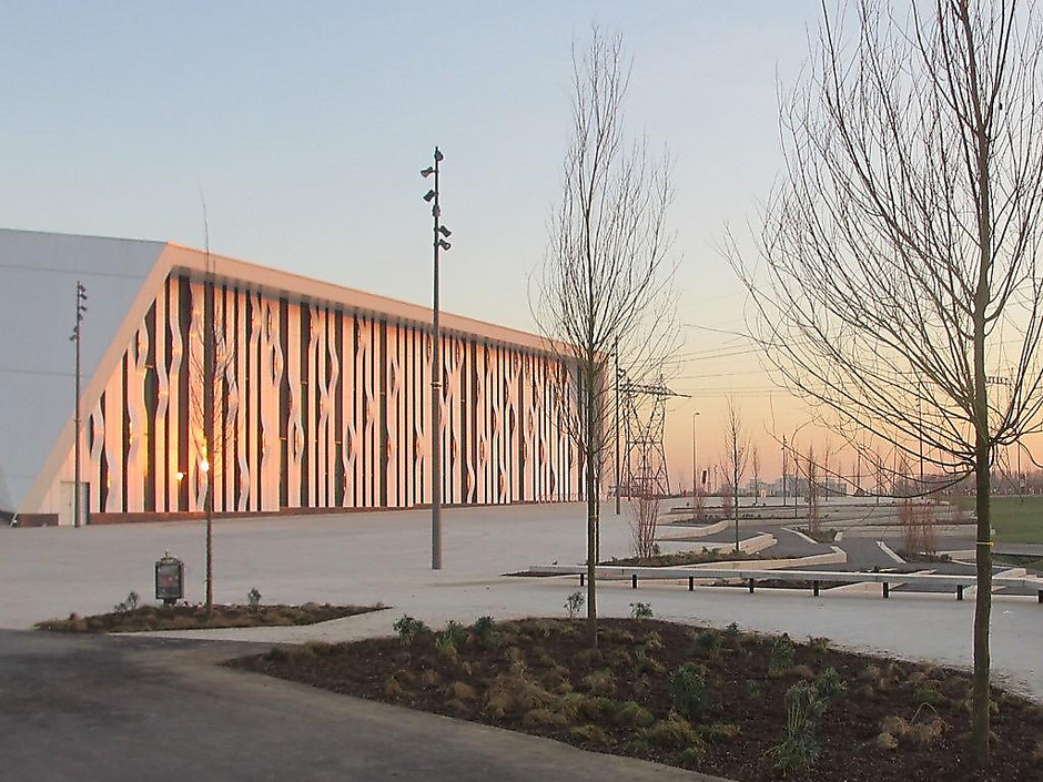 Patinoire et salle de spectacles Aren'Ice - voir en plus grand : (fenêtre modale)