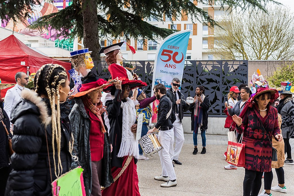 Marche pour l'égalité des droits des femmes - voir en plus grand : (fenêtre modale)