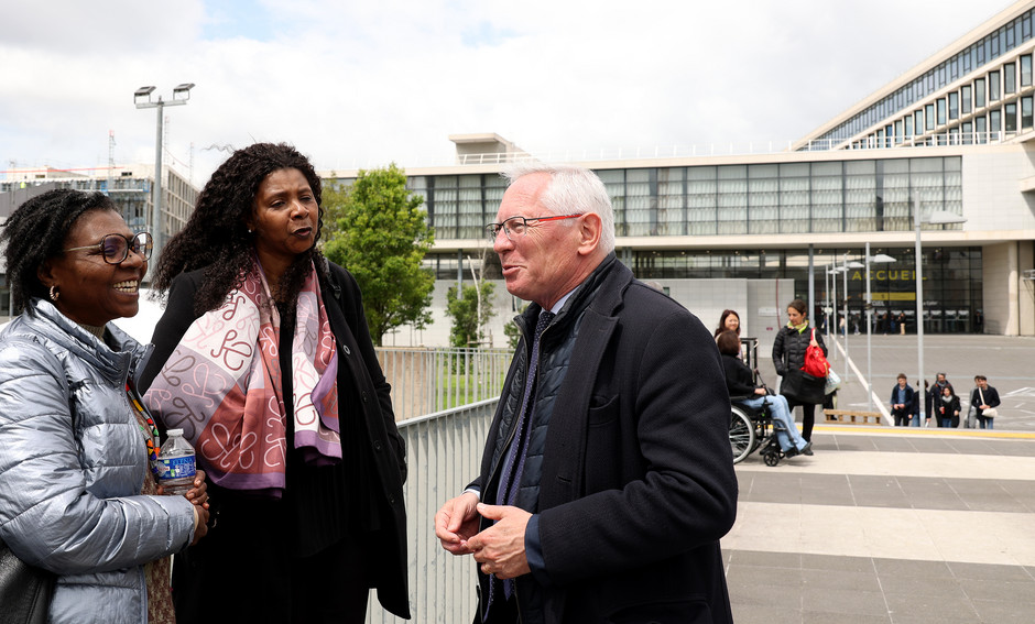 Inauguration du parvis Maryse-Condé, le 10 mai - voir en plus grand : (fenêtre modale)
