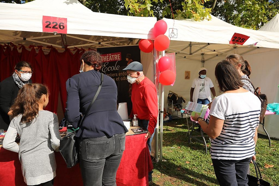 Journée des association au parc François Mitterrand, septembre - voir en plus grand : (fenêtre modale)