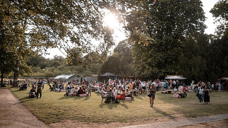 La Guinguette, 21 juin - voir en plus grand : (fenêtre modale)