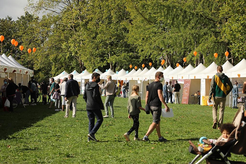 Journée des association au parc François Mitterrand, septembre - voir en plus grand : (fenêtre modale)