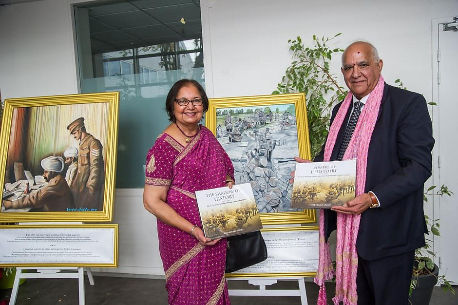 Vernissage d'une exposition sur les soldats indiens de la première guerre mondiale le 06 novembre à l'Hôtel de ville - voir en plus grand : (fenêtre modale)